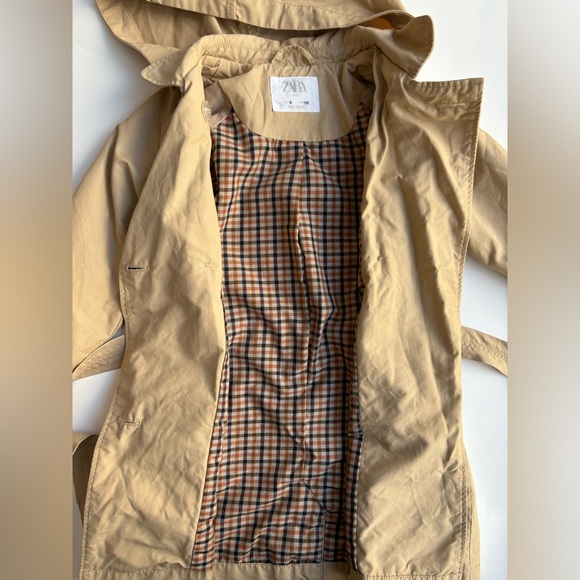 Girls’ Zara Trenchcoat - Picture 2 of 5